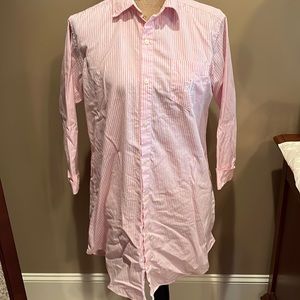 RALPH LAUREN WOMENS LONGER BUTTON DOWN SHIRT IN SZ S…NICE!!!